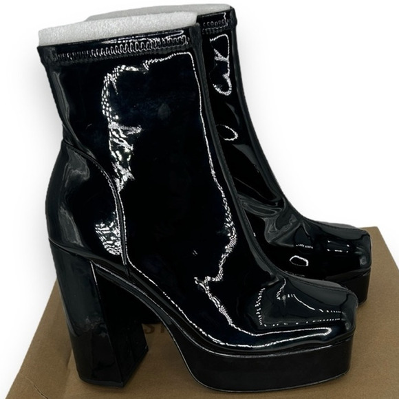 NEW Steve Madden Black Boots Size 9.5 Platform Square Toe Booties Patent Retro - Picture 1 of 12